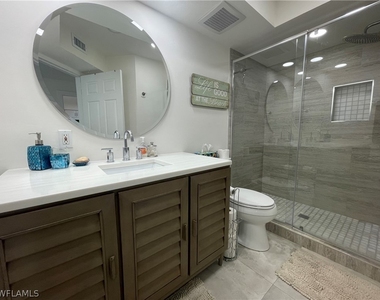 28940 Bermuda Pointe Circle - Photo Thumbnail 14