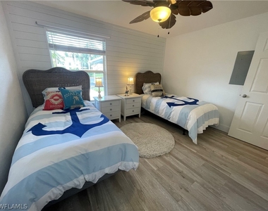 28940 Bermuda Pointe Circle - Photo Thumbnail 17