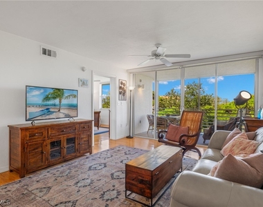 290 Naples Cove Drive - Photo Thumbnail 13