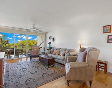 290 Naples Cove Drive - Photo Thumbnail 11