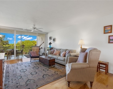 290 Naples Cove Drive - Photo Thumbnail 12