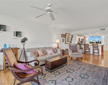 290 Naples Cove Drive - Photo Thumbnail 9