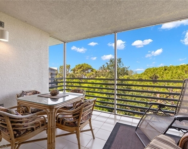 290 Naples Cove Drive - Photo Thumbnail 21