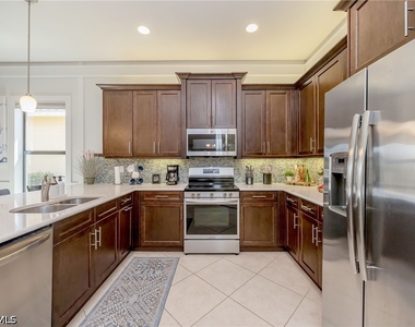 13441 Coronado Drive - Photo Thumbnail 11
