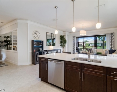 13441 Coronado Drive - Photo Thumbnail 5