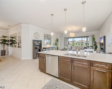 13441 Coronado Drive - Photo Thumbnail 12