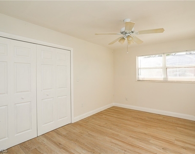 521 96th Avenue N - Photo Thumbnail 11