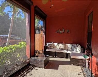 9055 Capistrano Street N - Photo Thumbnail 20