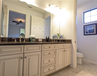 9055 Capistrano Street N - Photo Thumbnail 14