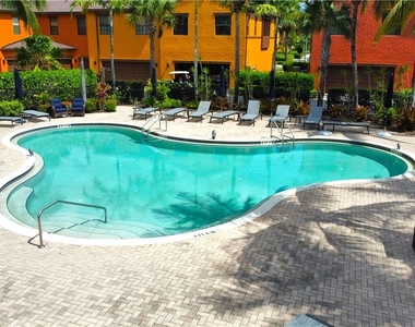 9055 Capistrano Street N - Photo Thumbnail 25