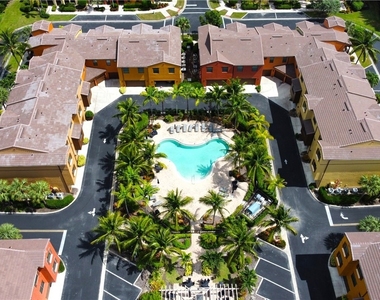 9055 Capistrano Street N - Photo Thumbnail 23