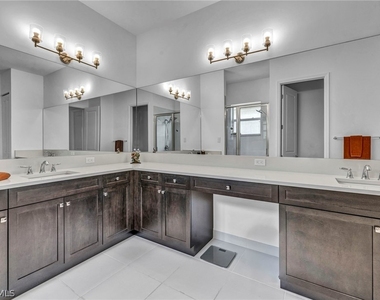 12445 Dahlia Court - Photo Thumbnail 7