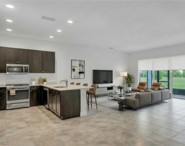 12445 Dahlia Court - Photo Thumbnail 3