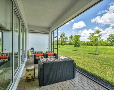 12445 Dahlia Court - Photo Thumbnail 5