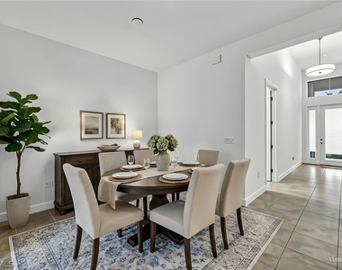 12445 Dahlia Court - Photo Thumbnail 10