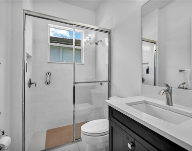 12445 Dahlia Court - Photo Thumbnail 12