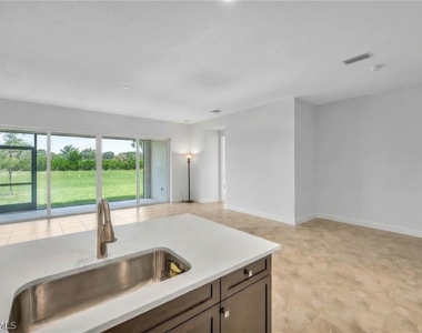 12445 Dahlia Court - Photo Thumbnail 9