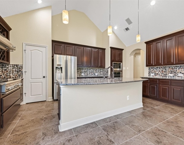 17311 Quiet Shores Drive - Photo Thumbnail 6