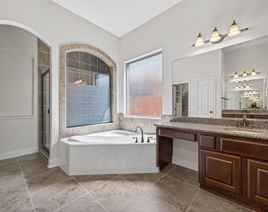 17311 Quiet Shores Drive - Photo Thumbnail 12