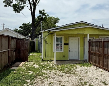 4315 Chapman Street - Photo Thumbnail 1
