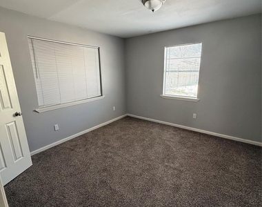 4315 Chapman Street - Photo Thumbnail 10