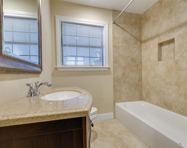 236 W 31st Street - Photo Thumbnail 21