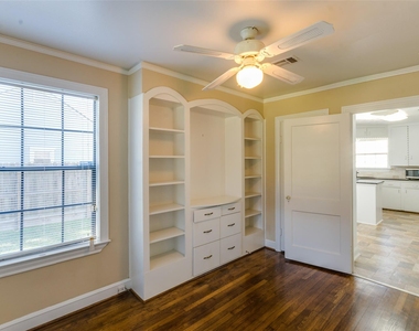 236 W 31st Street - Photo Thumbnail 25