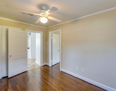 236 W 31st Street - Photo Thumbnail 22