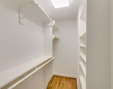 236 W 31st Street - Photo Thumbnail 18