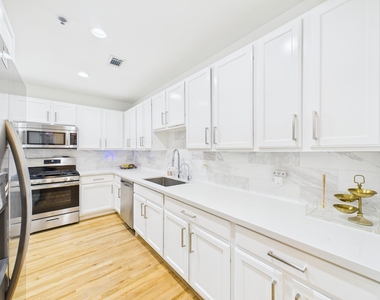 2520 Robinhood Street - Photo Thumbnail 19
