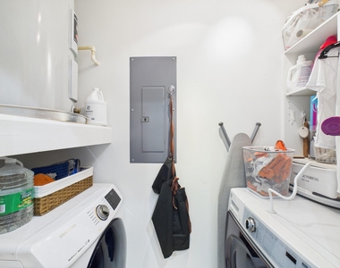 2520 Robinhood Street - Photo Thumbnail 22