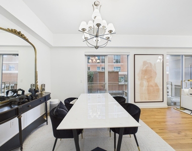 2520 Robinhood Street - Photo Thumbnail 16