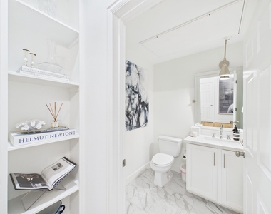 2520 Robinhood Street - Photo Thumbnail 5