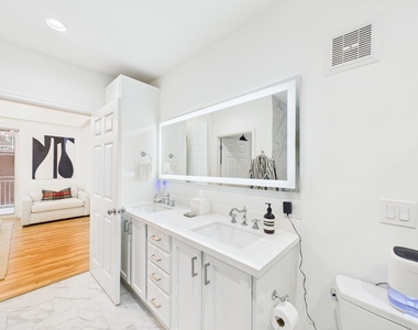 2520 Robinhood Street - Photo Thumbnail 30