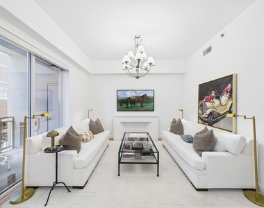 2520 Robinhood Street - Photo Thumbnail 8