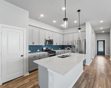 1338 Lakeside Creek Road - Photo Thumbnail 10