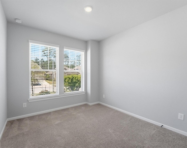 1338 Lakeside Creek Road - Photo Thumbnail 6