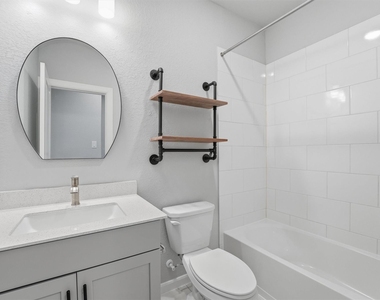 1338 Lakeside Creek Road - Photo Thumbnail 7