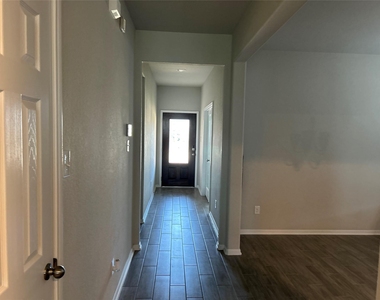 12662 Barclay Terrace Drive - Photo Thumbnail 5