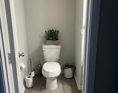 12662 Barclay Terrace Drive - Photo Thumbnail 15