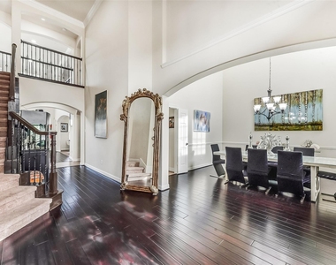 13918 Majestic Spring Lane - Photo Thumbnail 11
