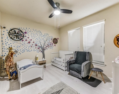 13918 Majestic Spring Lane - Photo Thumbnail 21