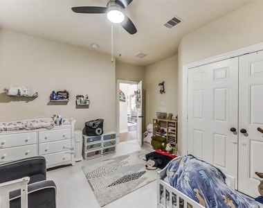 13918 Majestic Spring Lane - Photo Thumbnail 22