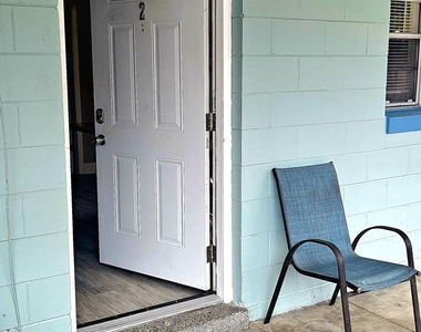 1516 Roger Drive - Photo Thumbnail 12