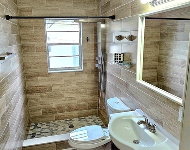 1516 Roger Drive - Photo Thumbnail 11
