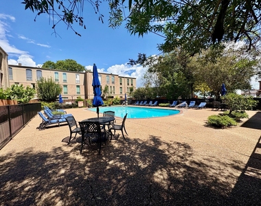 4635 Wild Indigo Street - Photo Thumbnail 8