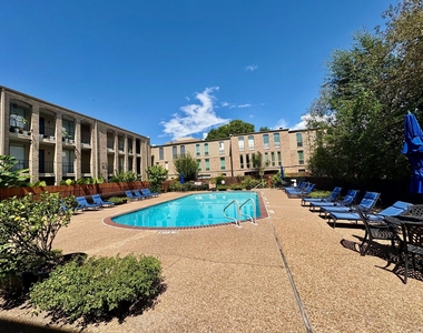 4635 Wild Indigo Street - Photo Thumbnail 7