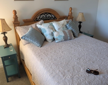 8494 Ridgewood Avenue - Photo Thumbnail 15