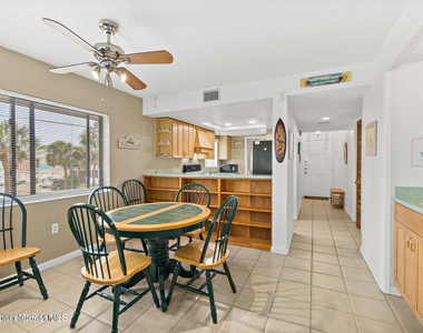 8494 Ridgewood Avenue - Photo Thumbnail 2