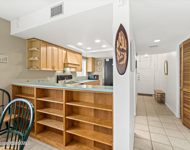 8494 Ridgewood Avenue - Photo Thumbnail 1